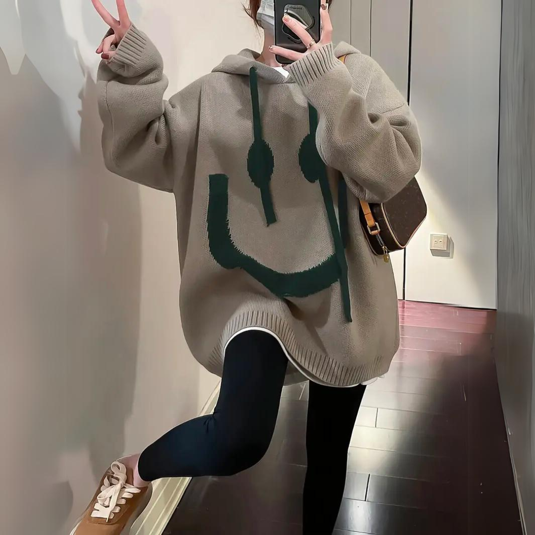 Elena | Warme Smiley Hoodie