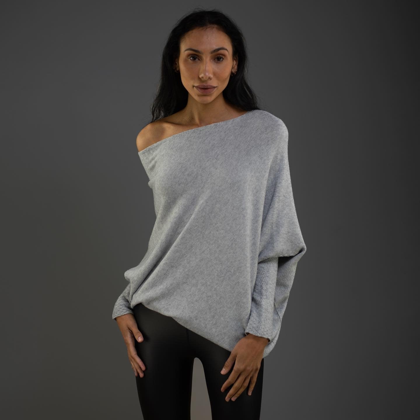 Lara | Elegante Off Shoulder Trui Voor Dames